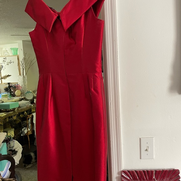 Saks fifth avenue, red silk dress - Picture 4 of 4